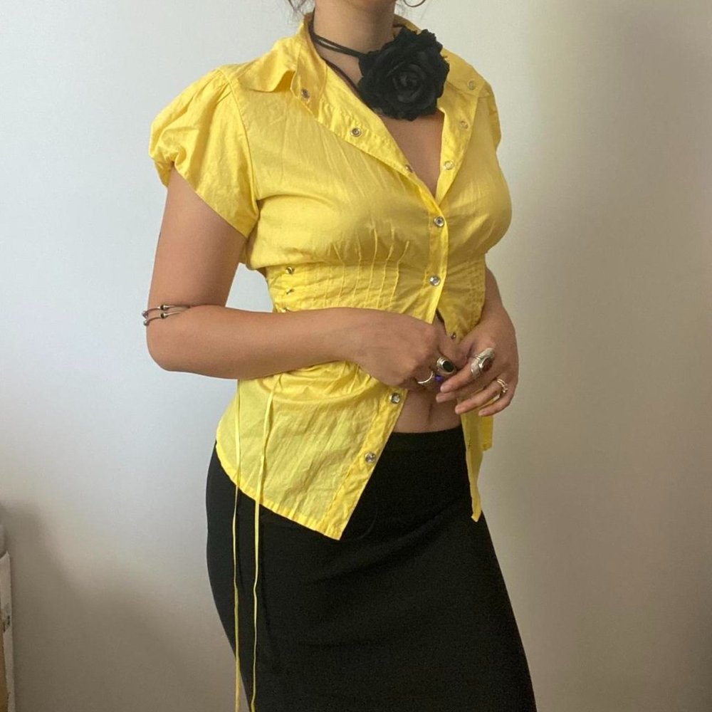 Vintage Tarony yellow button up top with corset detailing